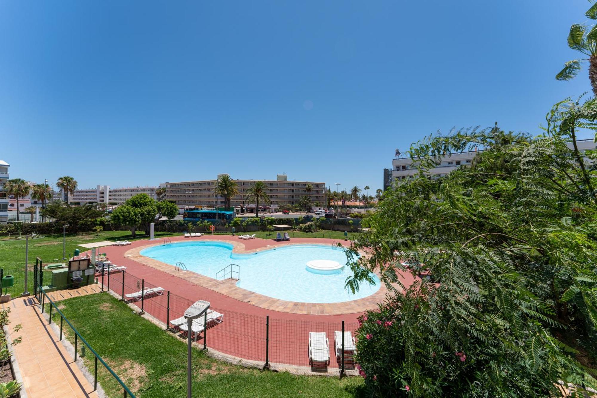 Garden View Apartment Iguazu 3 Near Yumbo ปลายา เดล อิงเกลส ภายนอก รูปภาพ