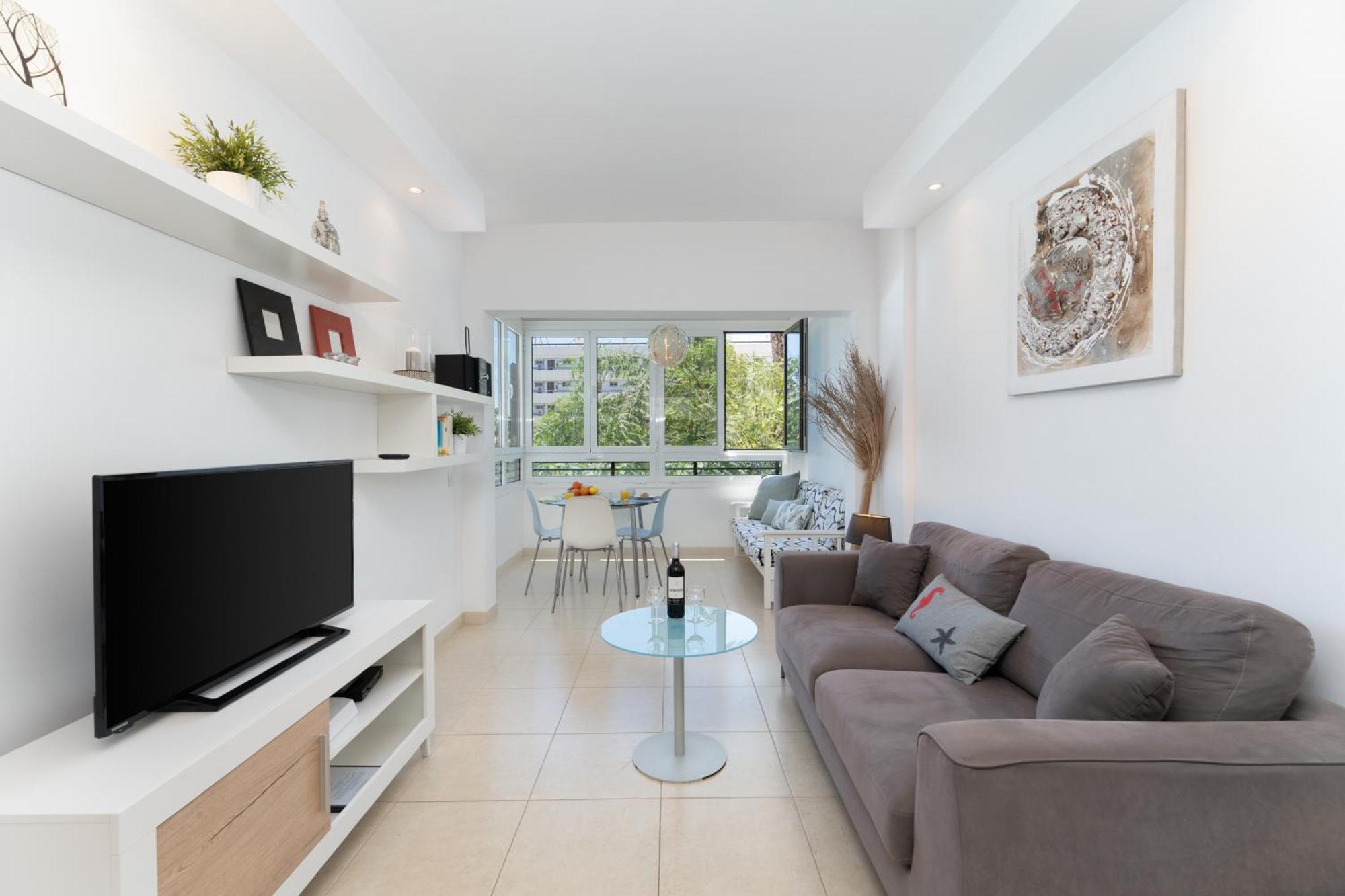 Garden View Apartment Iguazu 3 Near Yumbo ปลายา เดล อิงเกลส ภายนอก รูปภาพ