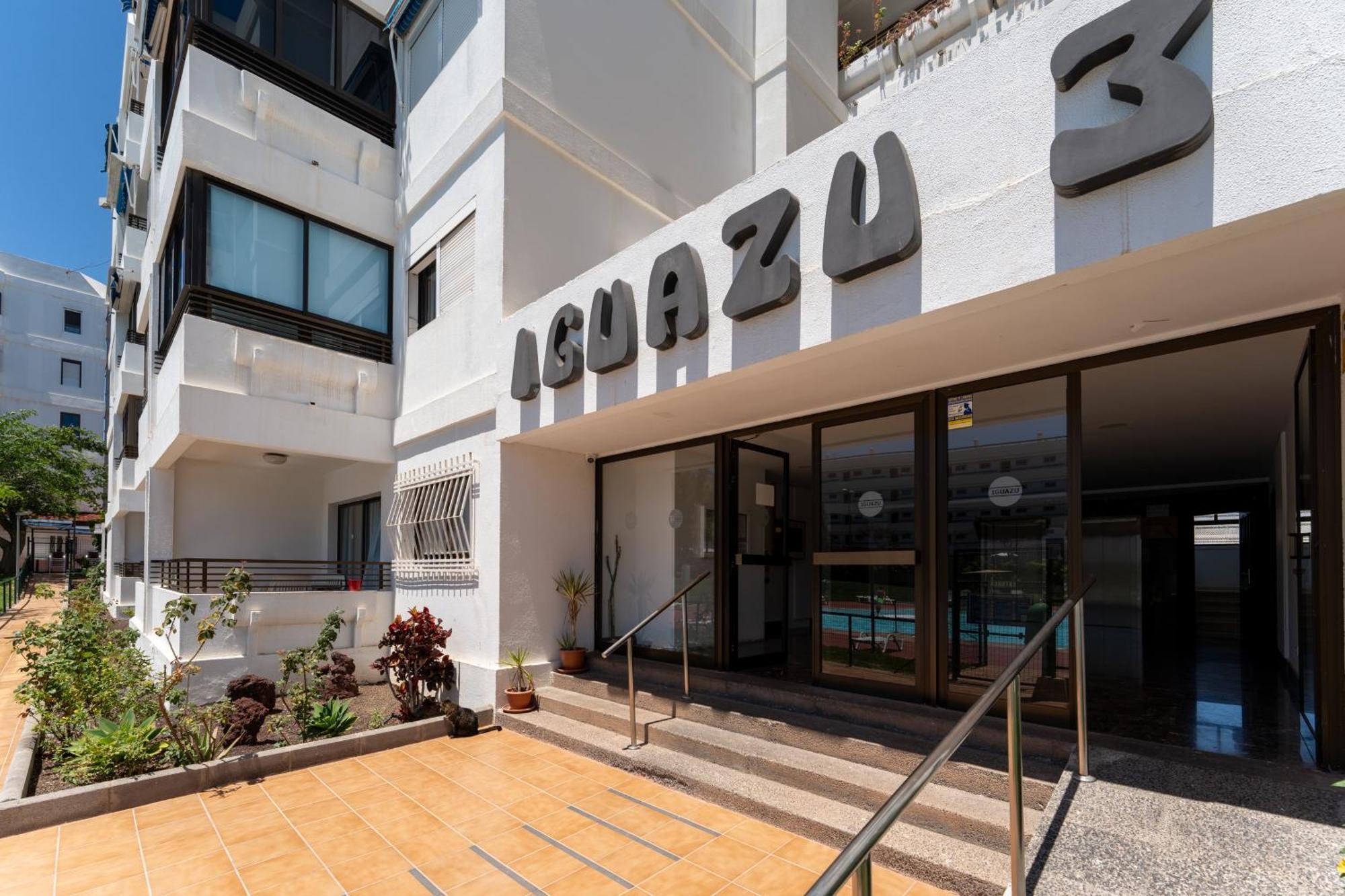Garden View Apartment Iguazu 3 Near Yumbo ปลายา เดล อิงเกลส ภายนอก รูปภาพ